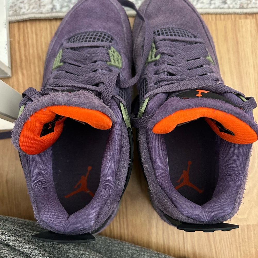 Air Jordan 4 Retro 'Canyon Purple Womens size 7.5 - Picture 3 of 6